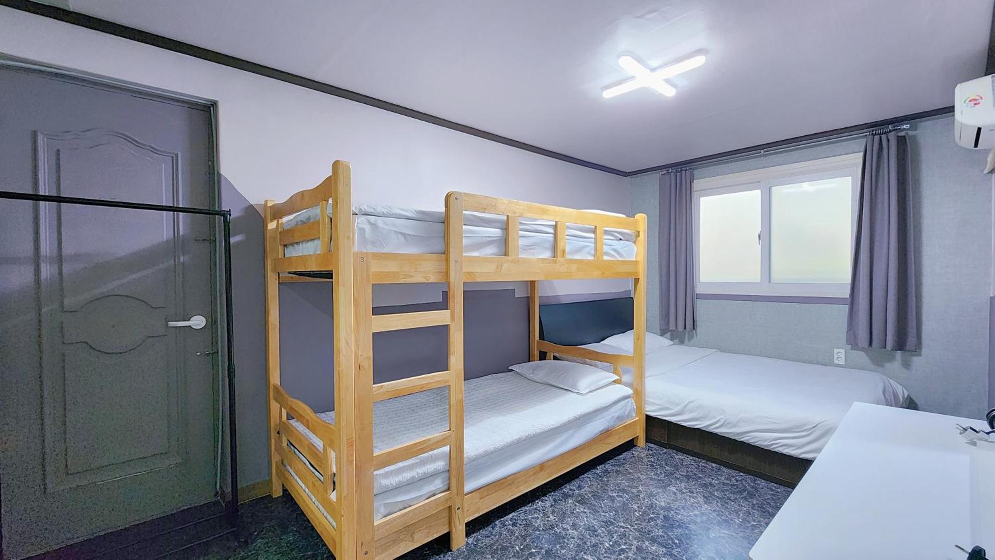 Отель 1012 House Namsan Сеул Номер фото