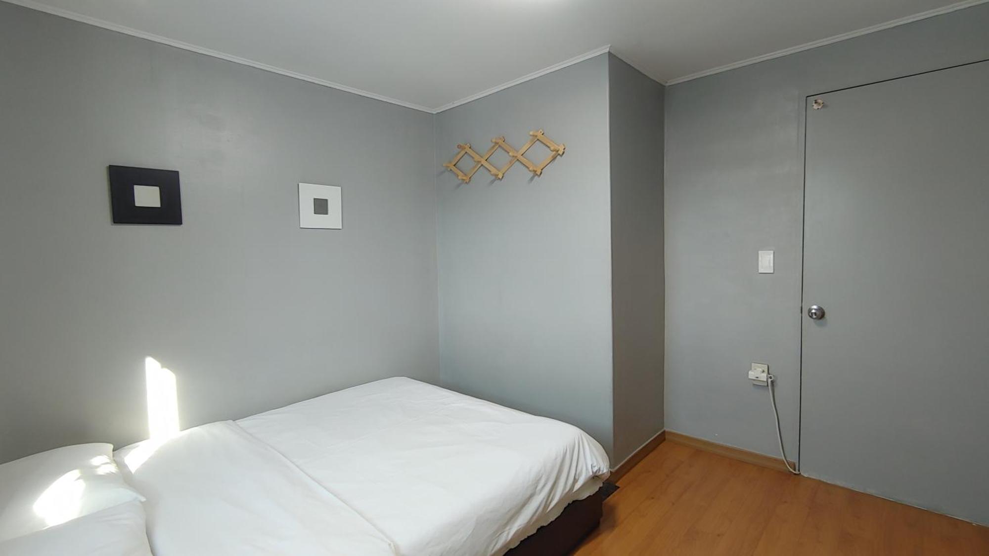 Отель 1012 House Namsan Сеул Номер фото